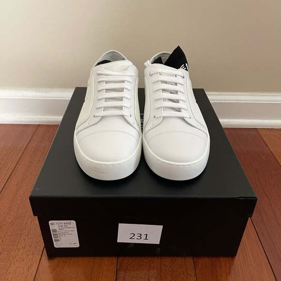 BNIB Rare 2017 Chanel Leather and Rubber Sneakers 38 - Picture 3 of 9